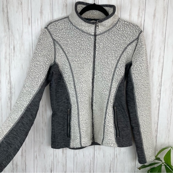 Kuhl Tops - Kuhl gray fuzzy full zip sweatshirt small